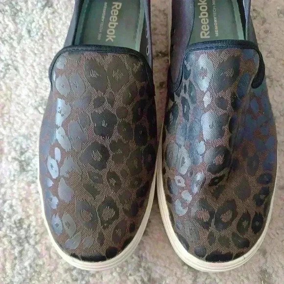 Reebok Memory Tech 365 Women's Leapord Print Slip On Shoe 9 - Picture 10 of 13